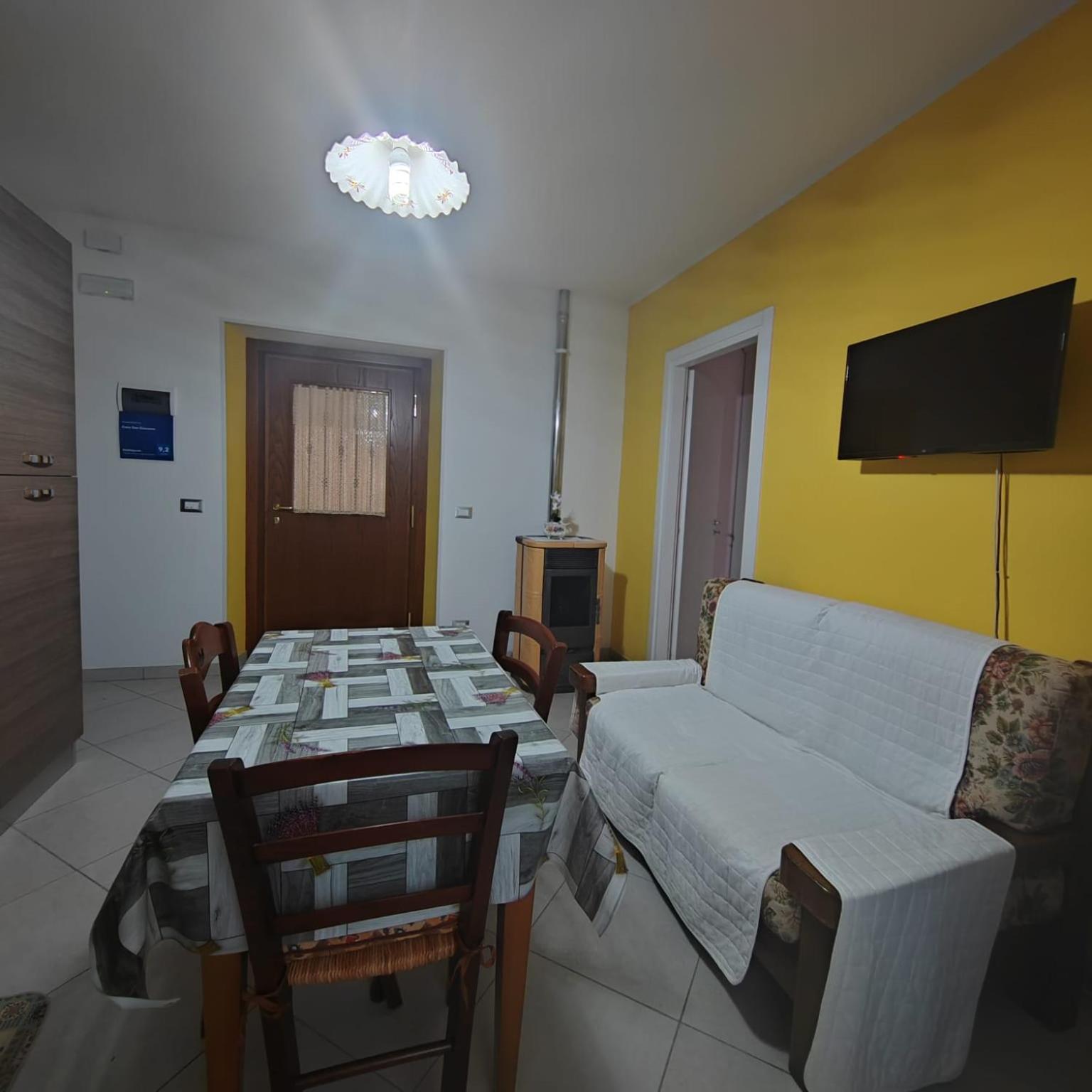 Casa San Giacomo Poggio Bustone Buitenkant foto