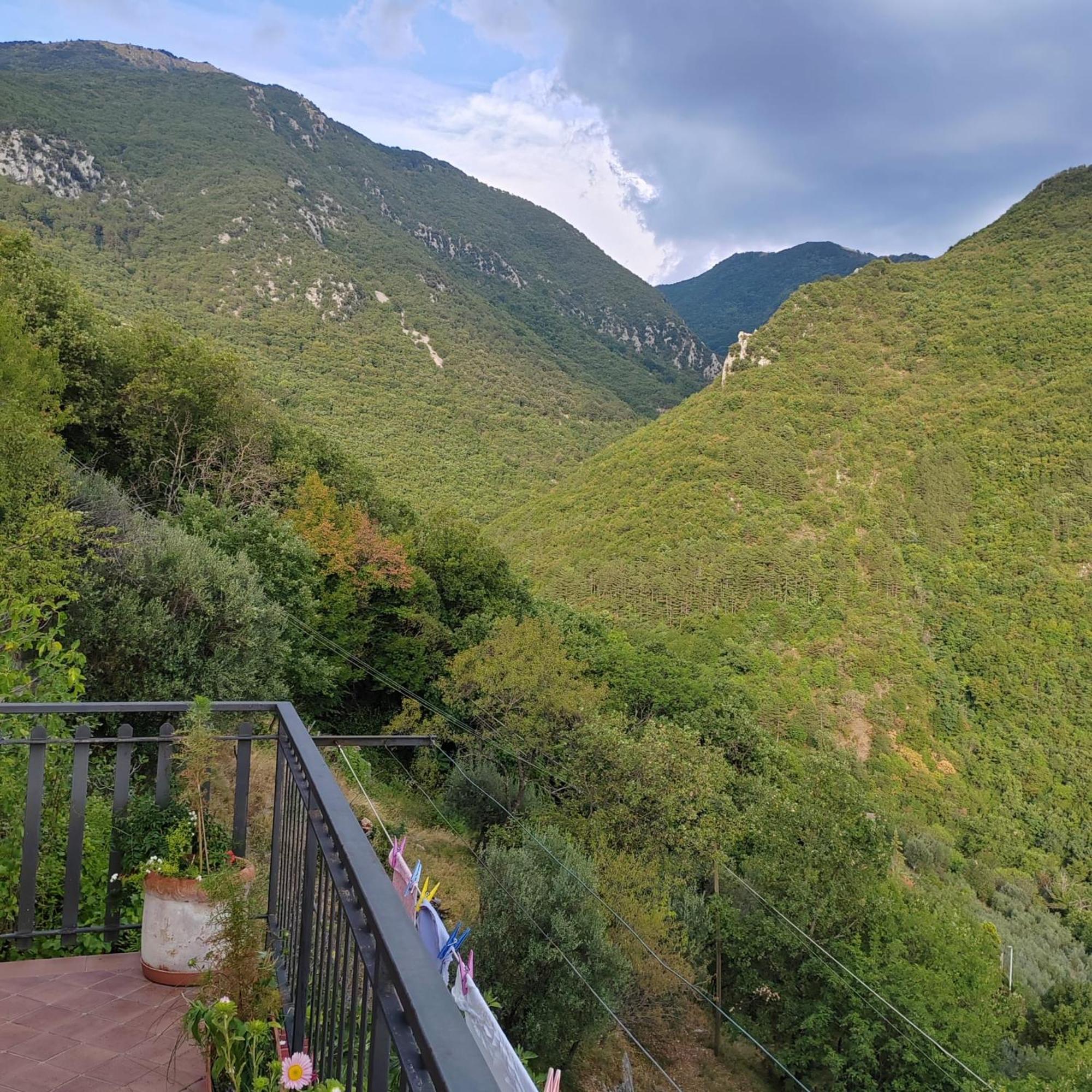 Casa San Giacomo Poggio Bustone Buitenkant foto