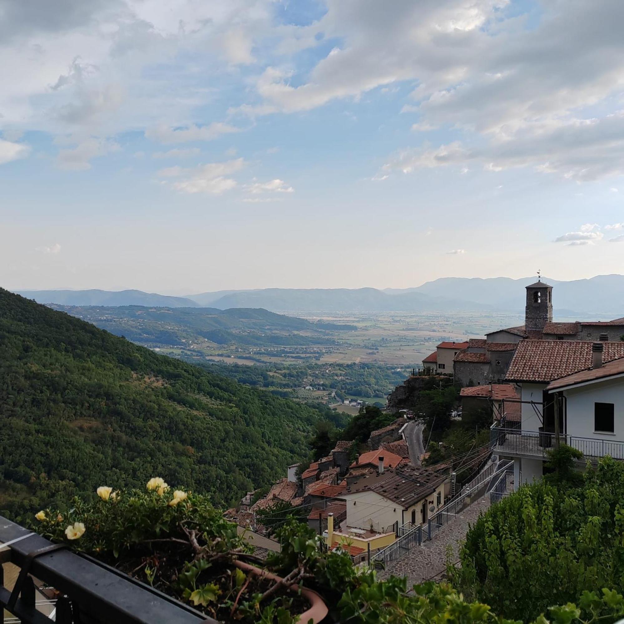 Casa San Giacomo Poggio Bustone Buitenkant foto